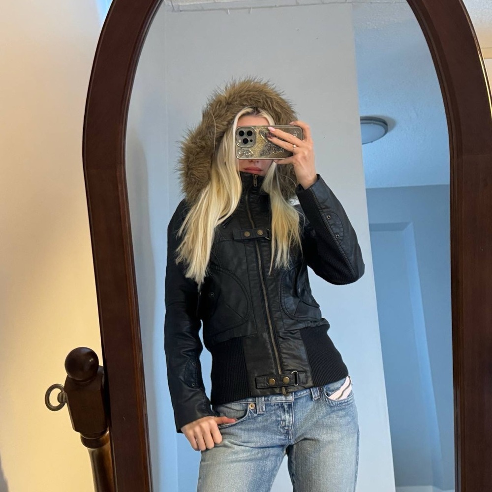 Rare Y2K  Black Leather Jacket with Trim